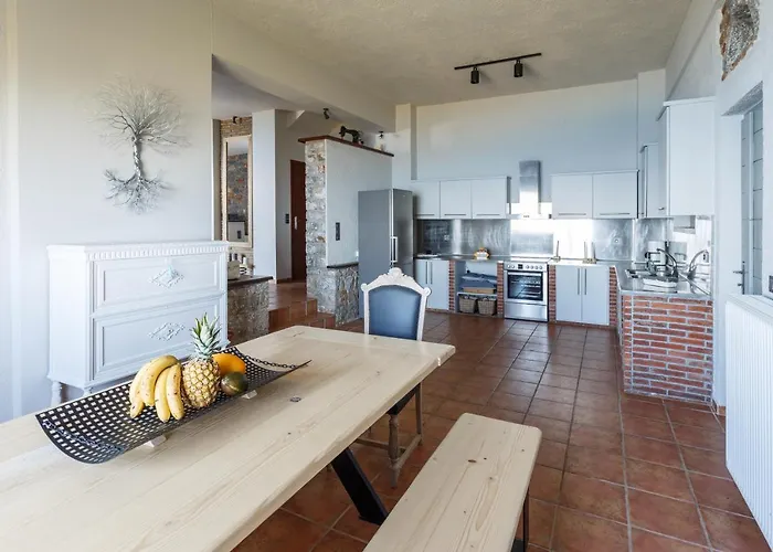 Anax Verga Villa Calamata