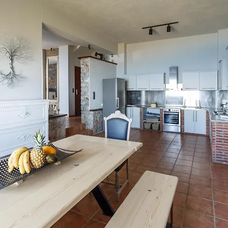 Anax Verga Villa Kalamata